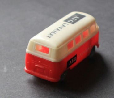 Hammer Volkswagen Bus T1 "AEG Lavamat" 1965 Plasticmodel (9132)